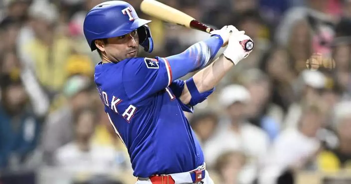 Kyle Higashioka homers and drives in 5 runs in the Rangers' 7-4 victory over the Padres