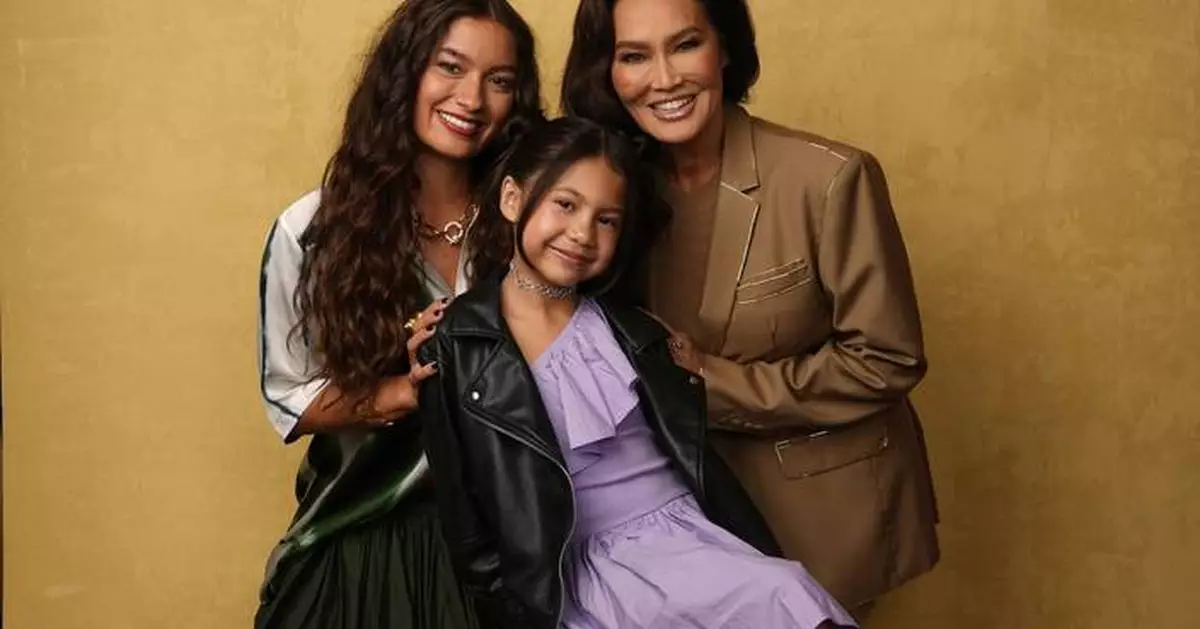 'Lilo &amp; Stitch' stars reflect on film's success and are eager for a sequel