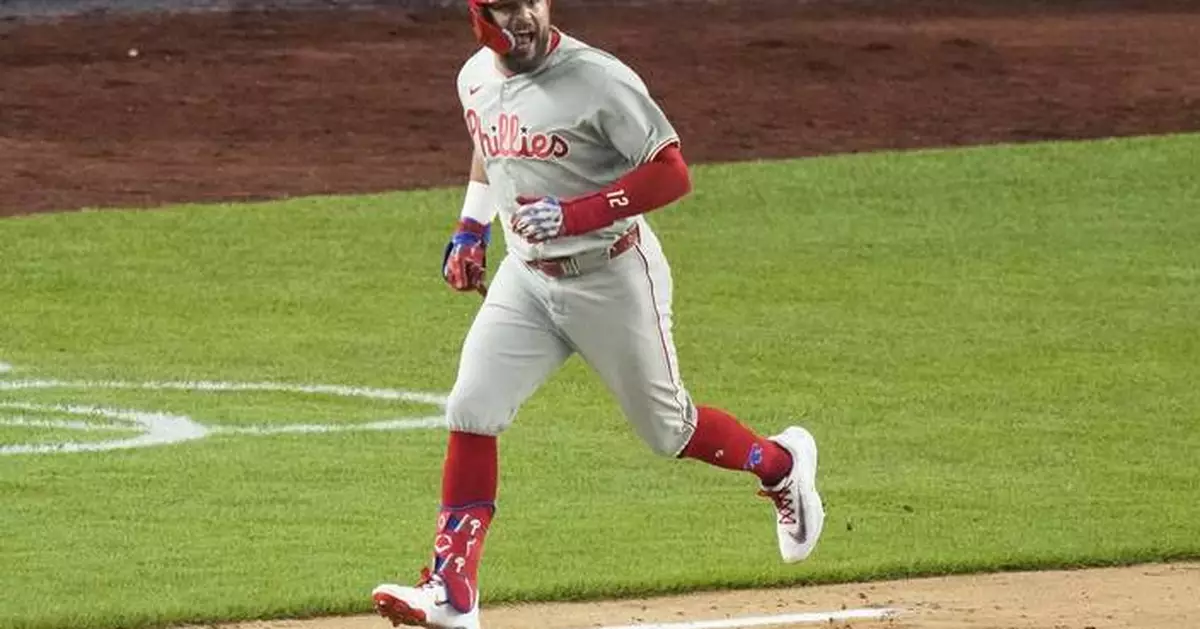 Schwarber's 1,000th hit is 319th homer, topping McGwire for most to the mark