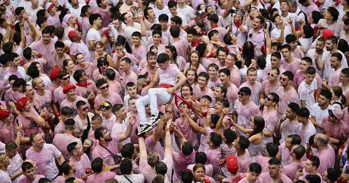 Pamplona draws thousands of revelers for the San Fermín bull-running festival