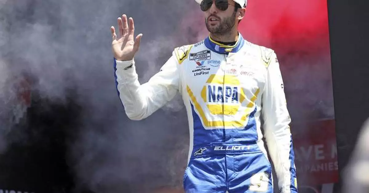 Chase Elliott wins the pole at Dover after rain washes out NASCAR qualifying