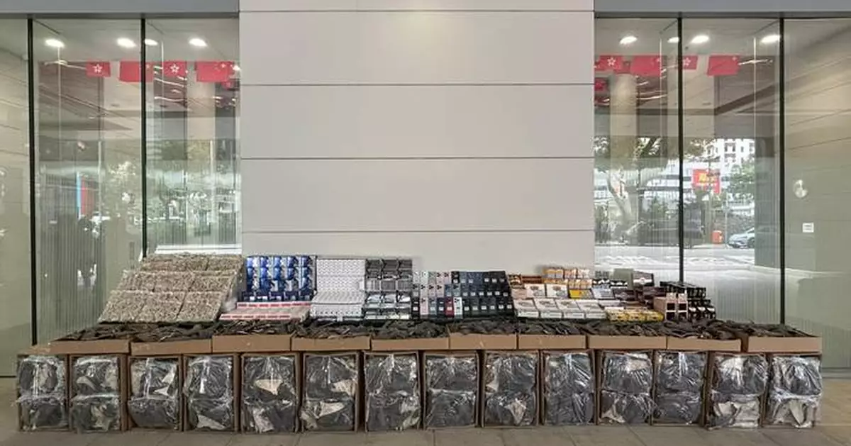 Hong Kong Customs Seizes $34 Million in Suspected Smuggling Operation on River Trade Vessel