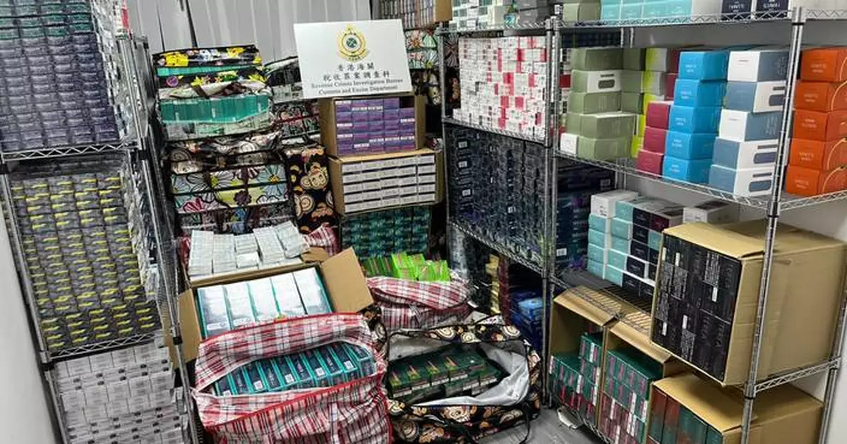Hong Kong Customs Seizes 650,000 Illicit Cigarettes in Major Operation, Arresting One Suspect.