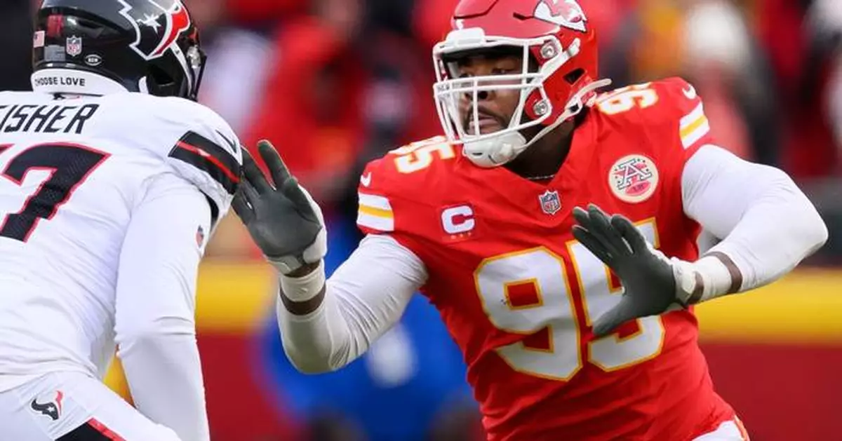 Chiefs' Chris Jones voted top interior defensive lineman by AP panel