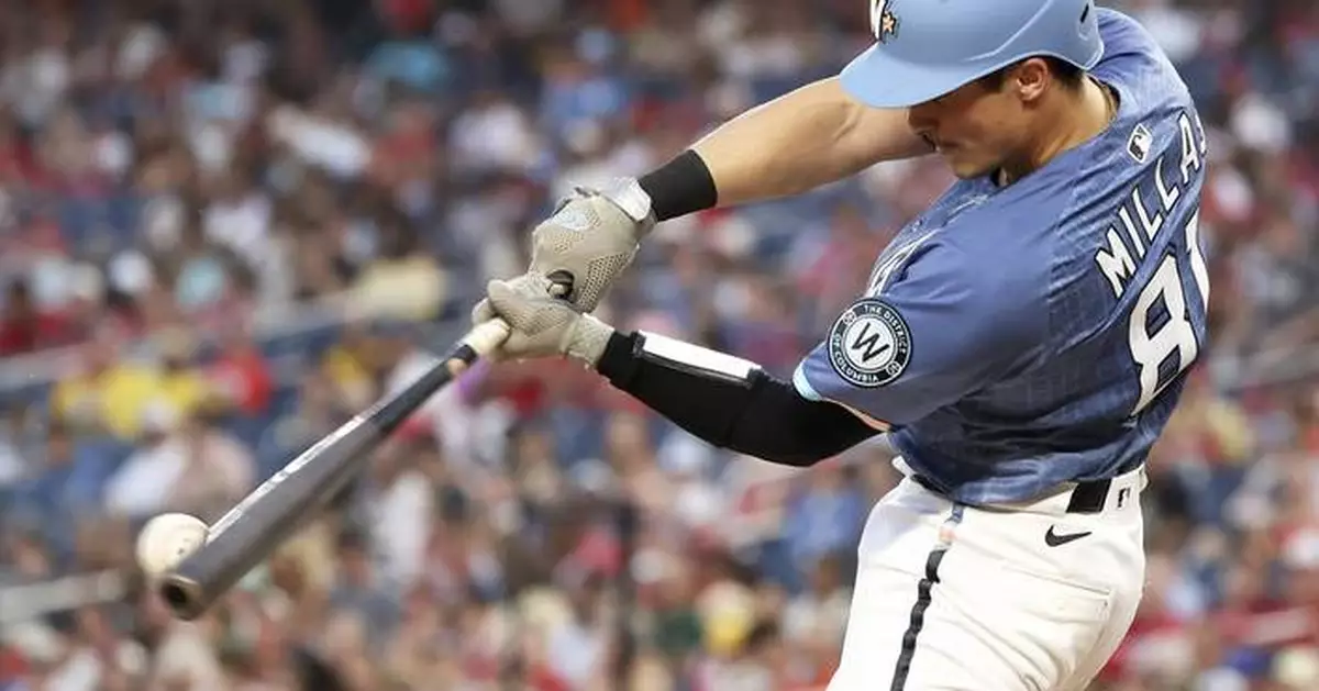 Lowe homers as Nationals defeat Padres 4-2 to snap 5-game skid