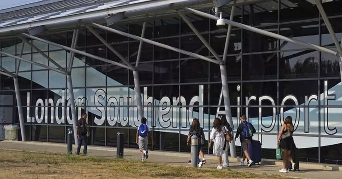 Police say 4 people were killed in a small plane crash at London Southend airport