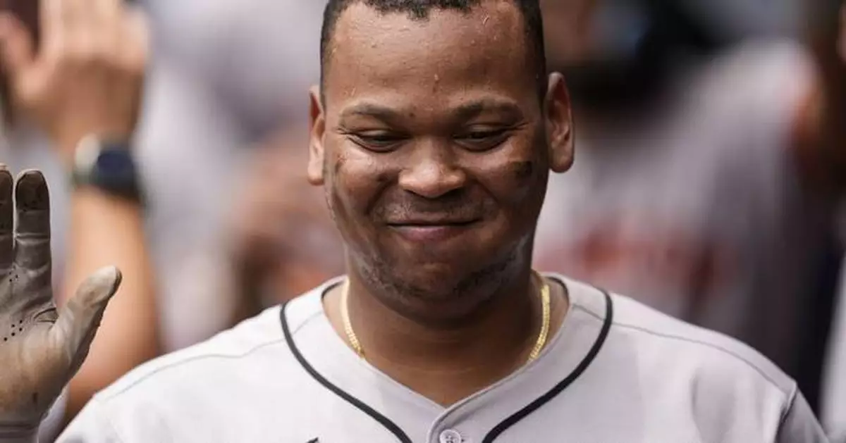 Verlander ends historic 16-game winless streak as Devers' 2 homers power Giants past Braves 9-3