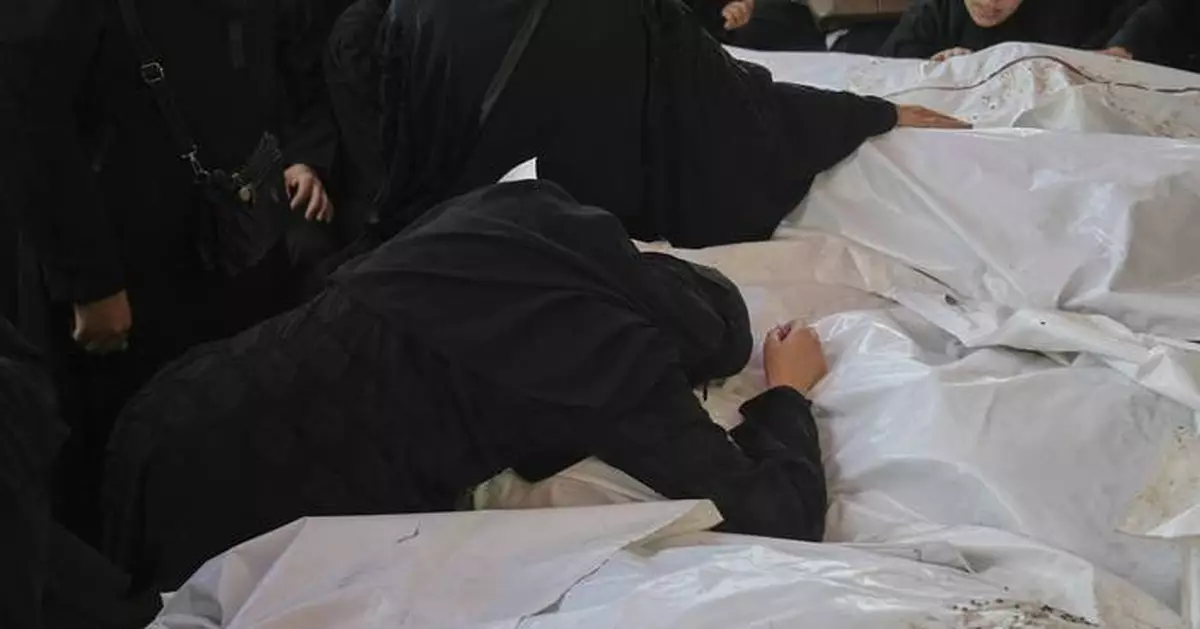 59 Palestinians in Gaza are killed by Israeli airstrikes or shot dead while seeking aid