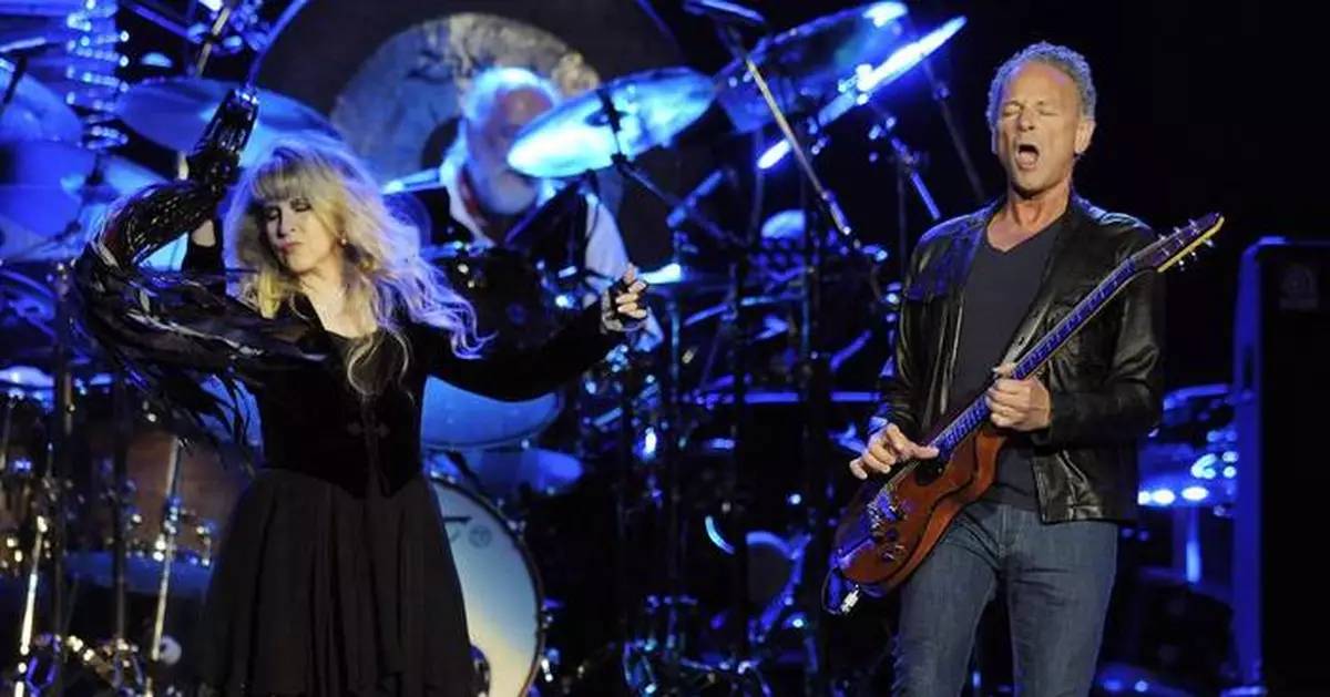After much speculation, Stevie Nicks and Lindsey Buckingham announce 'Buckingham Nicks' reissue