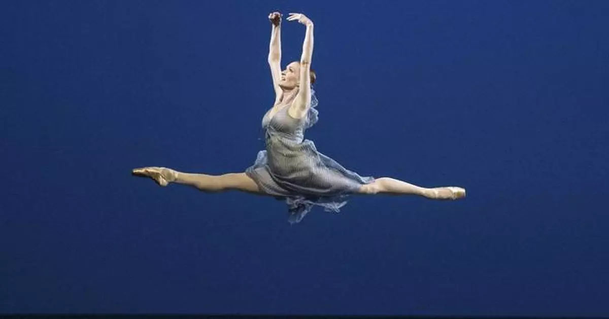 What does one do on their last day as a ballerina? Gillian Murphy jumped off a cliff (gracefully)