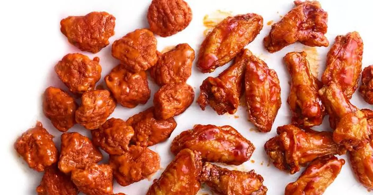 Applebee’s® National Chicken Wing Day Deal Returns – Buy One Order To Go, Get a Second for Free