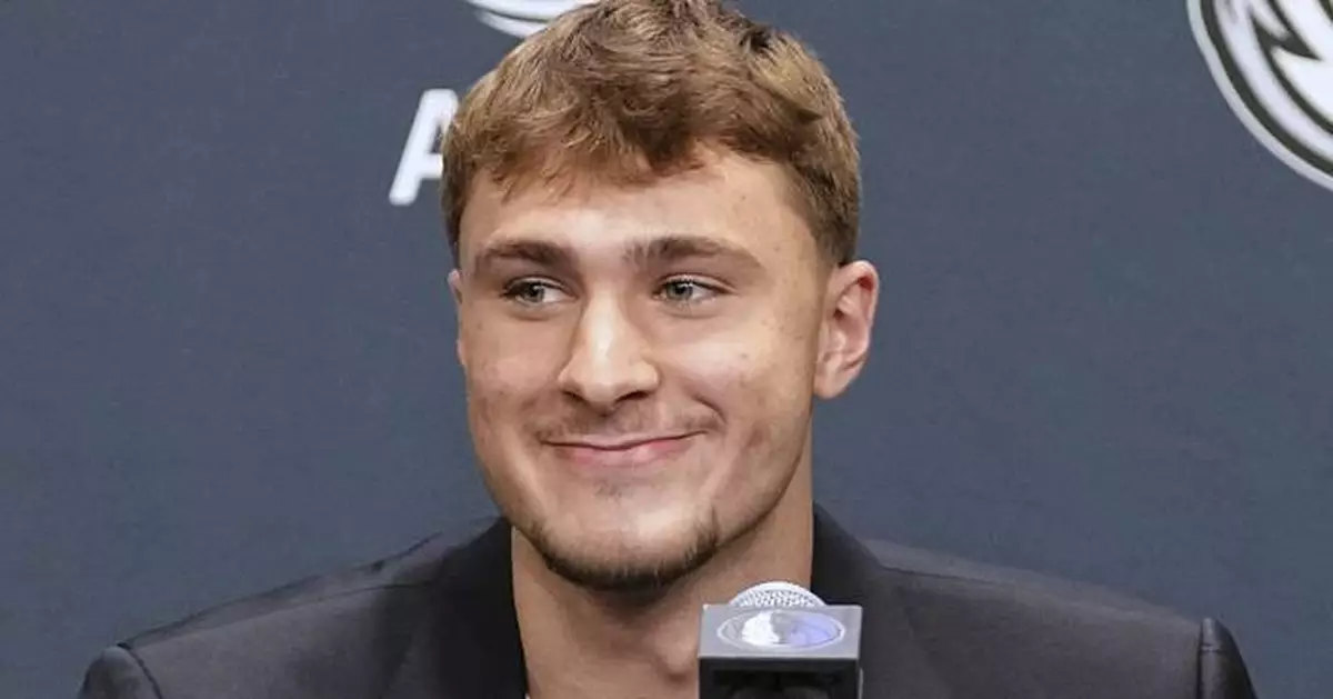 Mavs sign No. 1 overall pick Cooper Flagg to rookie contract; Exum is returning, AP source says