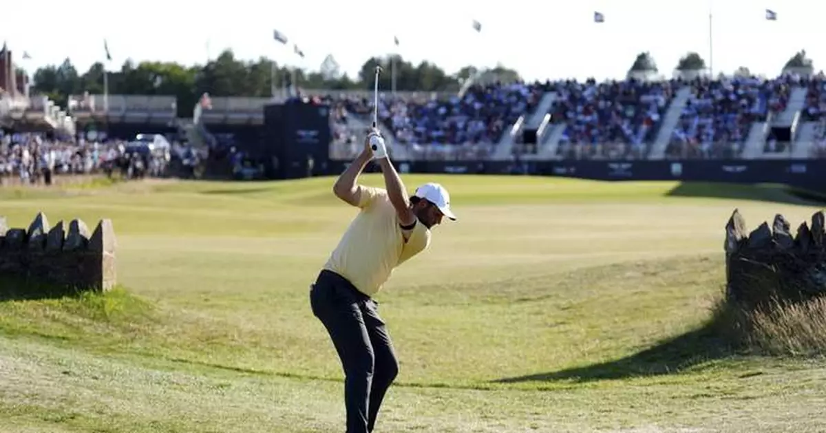 Chris Gotterup pounds his way to a 61 and leads the Scottish Open
