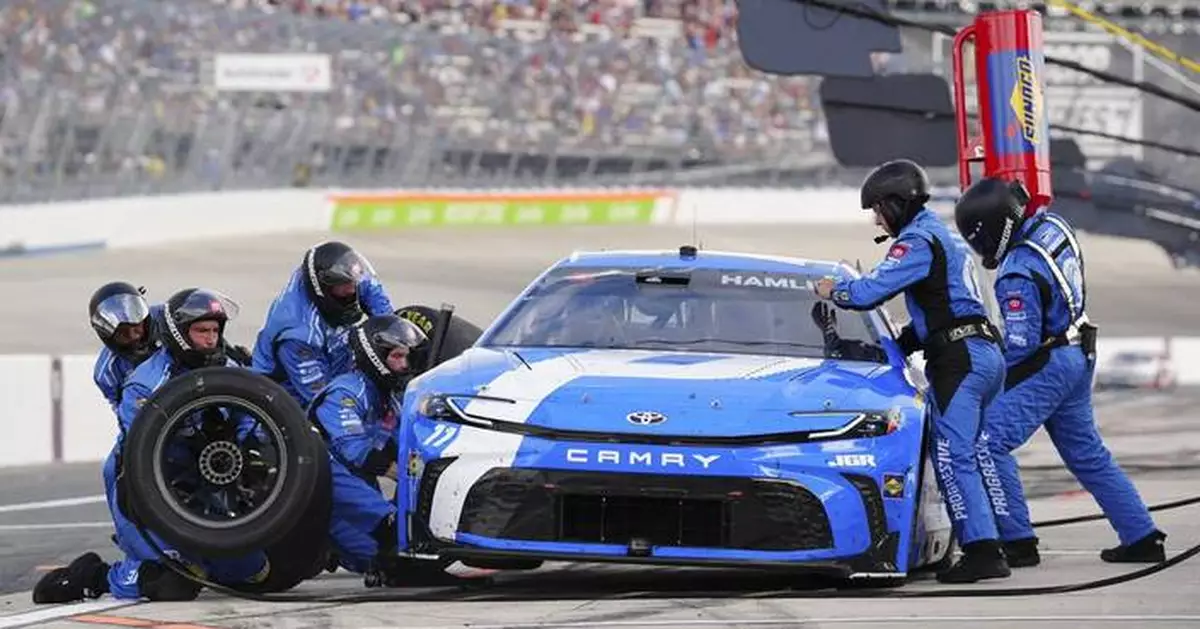 Denny Hamlin survives rain delay, overtime finish to win for 2nd straight year at Dover