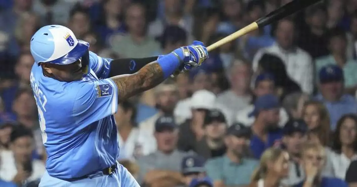 Perez, Caglianone and Rave homers power the Royals to a 12-4 win over the Cubs