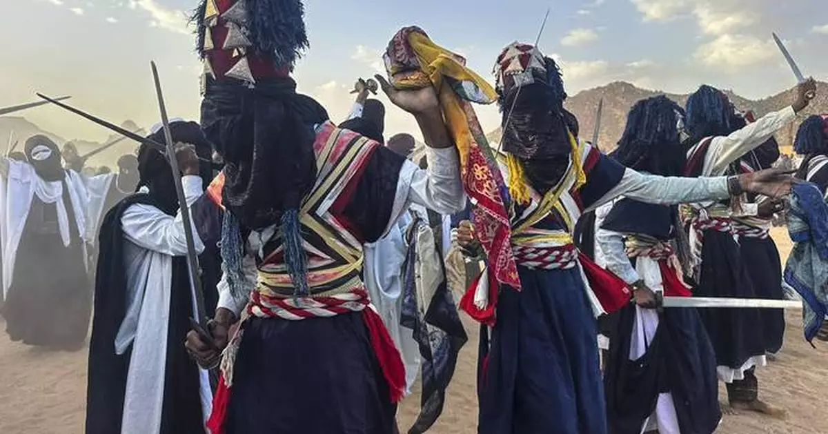 In the Sahara, a friendly dance competition carries on an ancient festival tradition