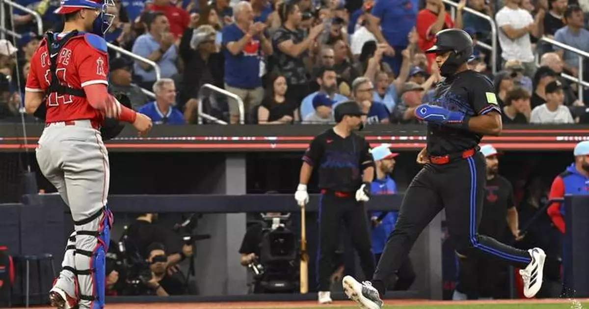 Straw scores winning run on throwing error as streaking Blue Jays beat Angels 4-3 in 10 innings