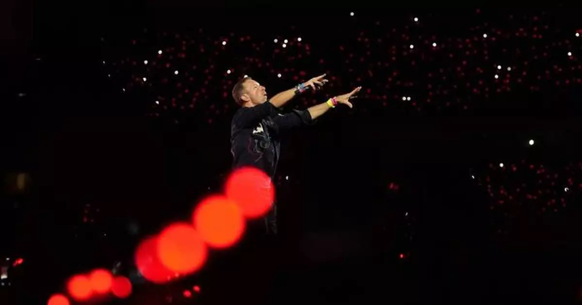 Coldplay's jumbotron captures — what exactly? The internet has its theories