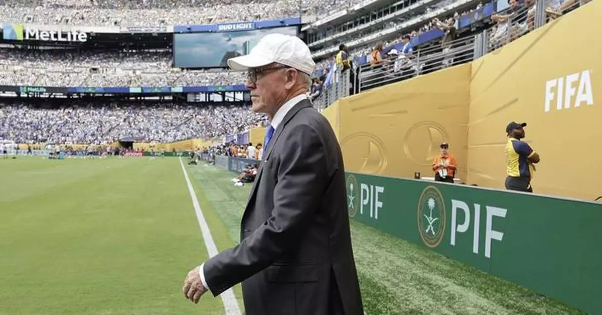 Cutting edge: Jets unveil a renovated locker room that includes 92 new lockers and a barbershop