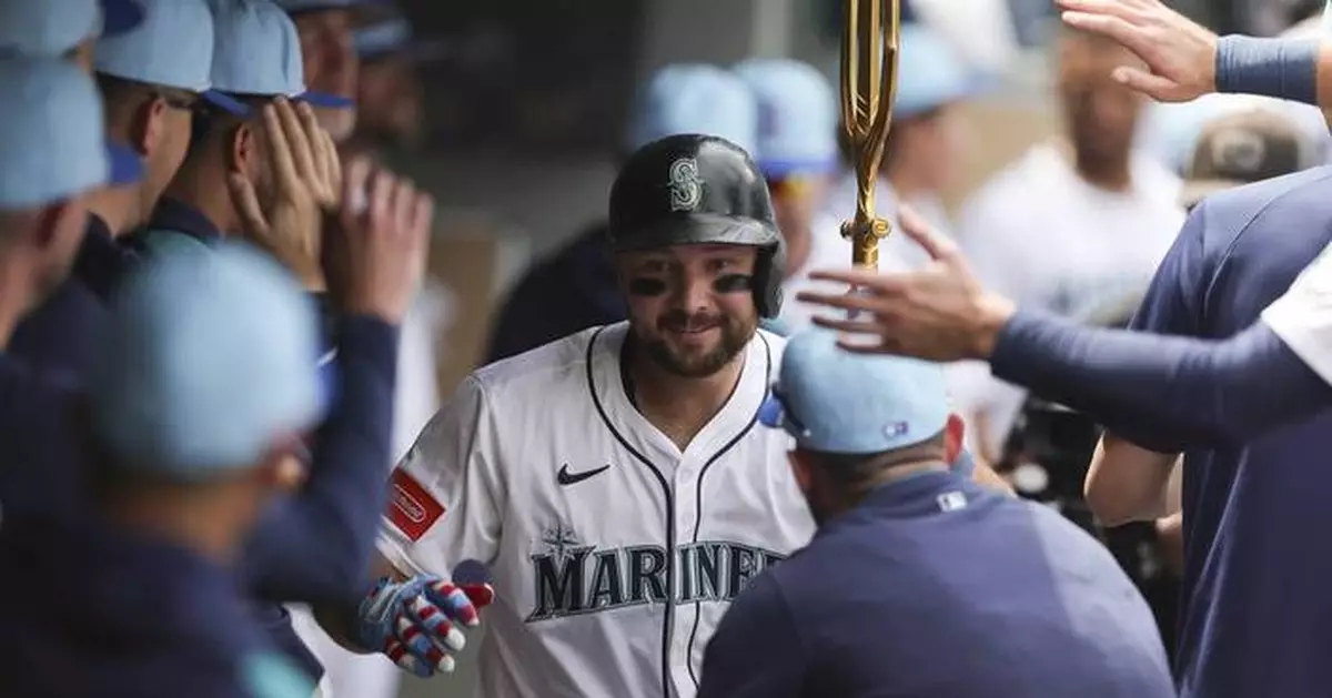 Cal Raleigh ties Ken Griffey Jr.'s Mariners record for home runs before All-Star break with 35