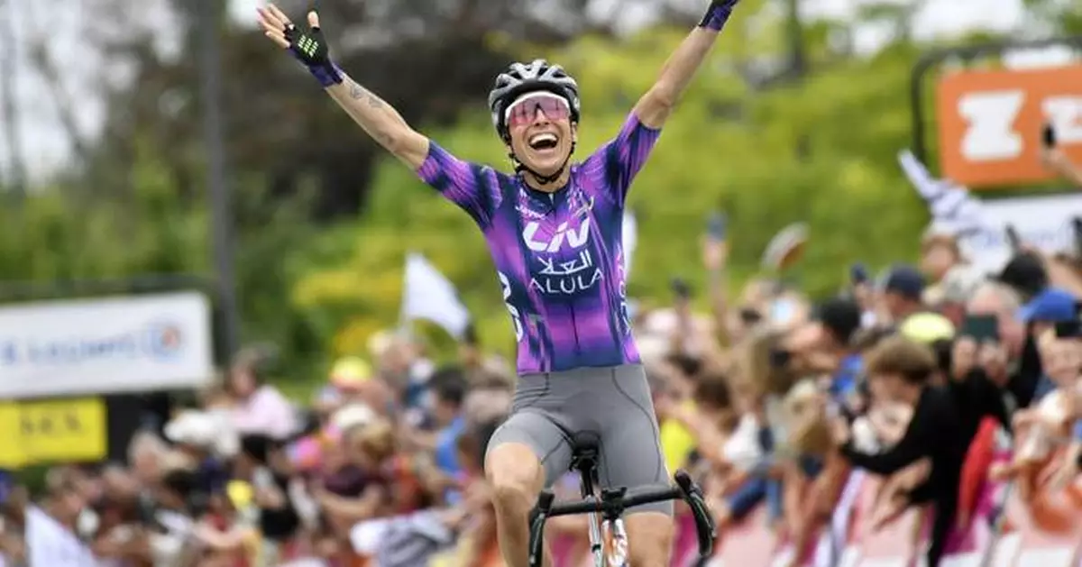 Spanish rider Garcia becomes the oldest stage winner at women's Tour de France at age 41