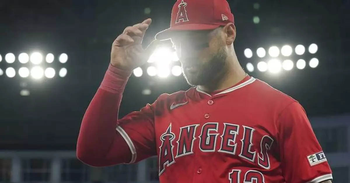 Kevin Pillar, former Blue Jays outfielder recently released by Rangers, retires after 13-year career