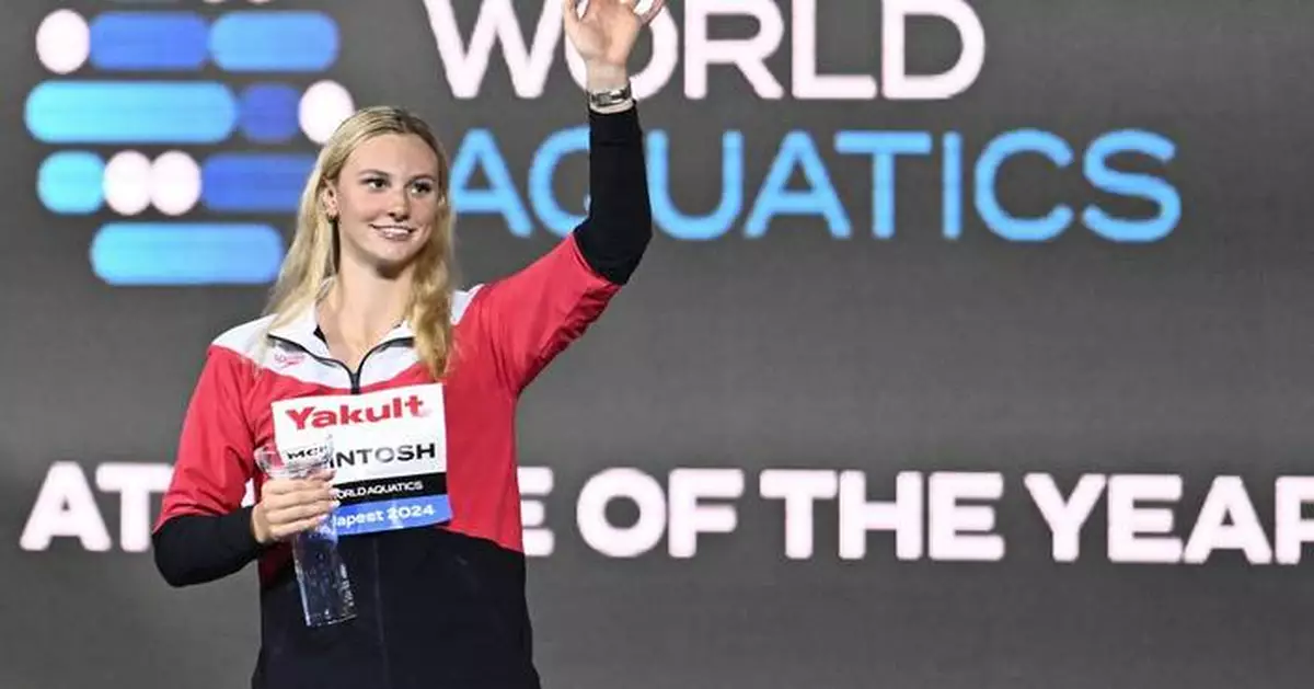 McIntosh goes for 5 individual golds at world championships with Los Angeles Olympics in sight