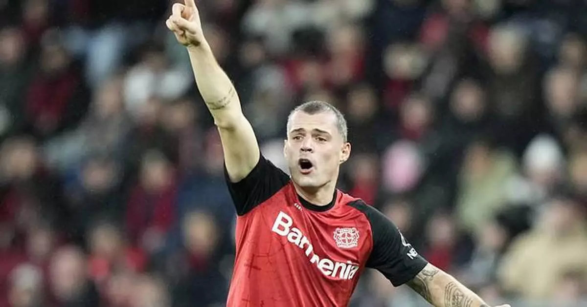 Granit Xhaka completes move to Sunderland from Leverkusen