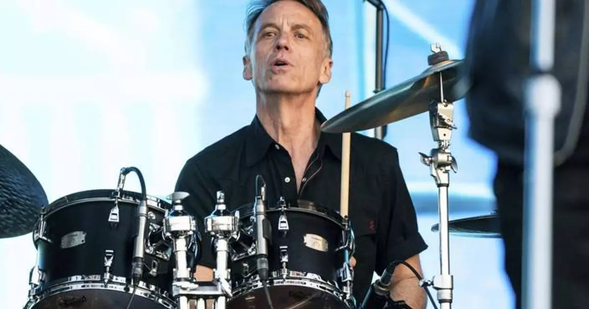 Pearl Jam drummer Matt Cameron says he's leaving the band after nearly 30 years