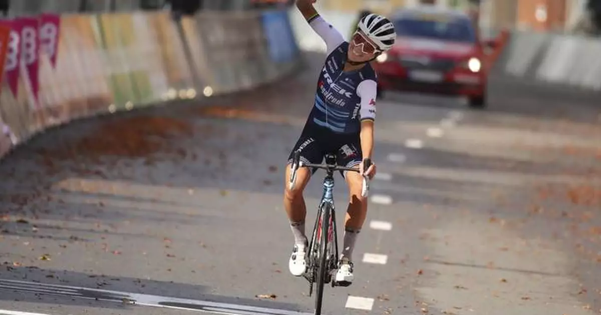 Lizzie Deignan retires from cycling after announcing pregnancy