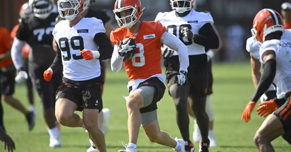 Browns QB Kenny Pickett will be sidelined because of hamstring injury, AP source says