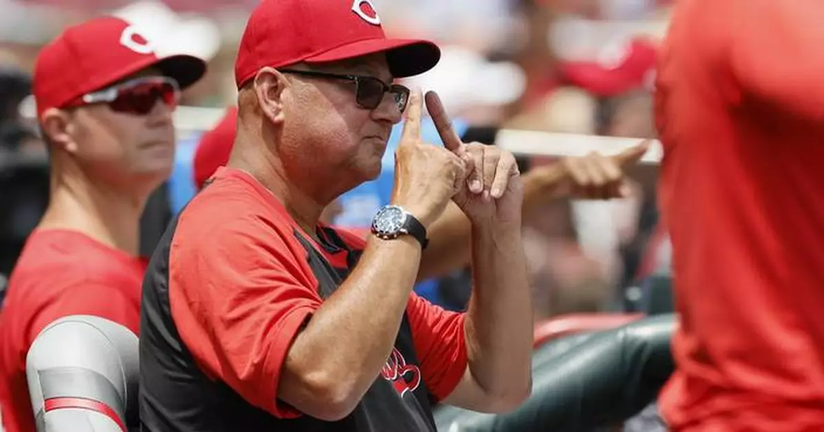 Terry Francona gets his 2,000th managerial win as the Reds beat the Rockies 4-2