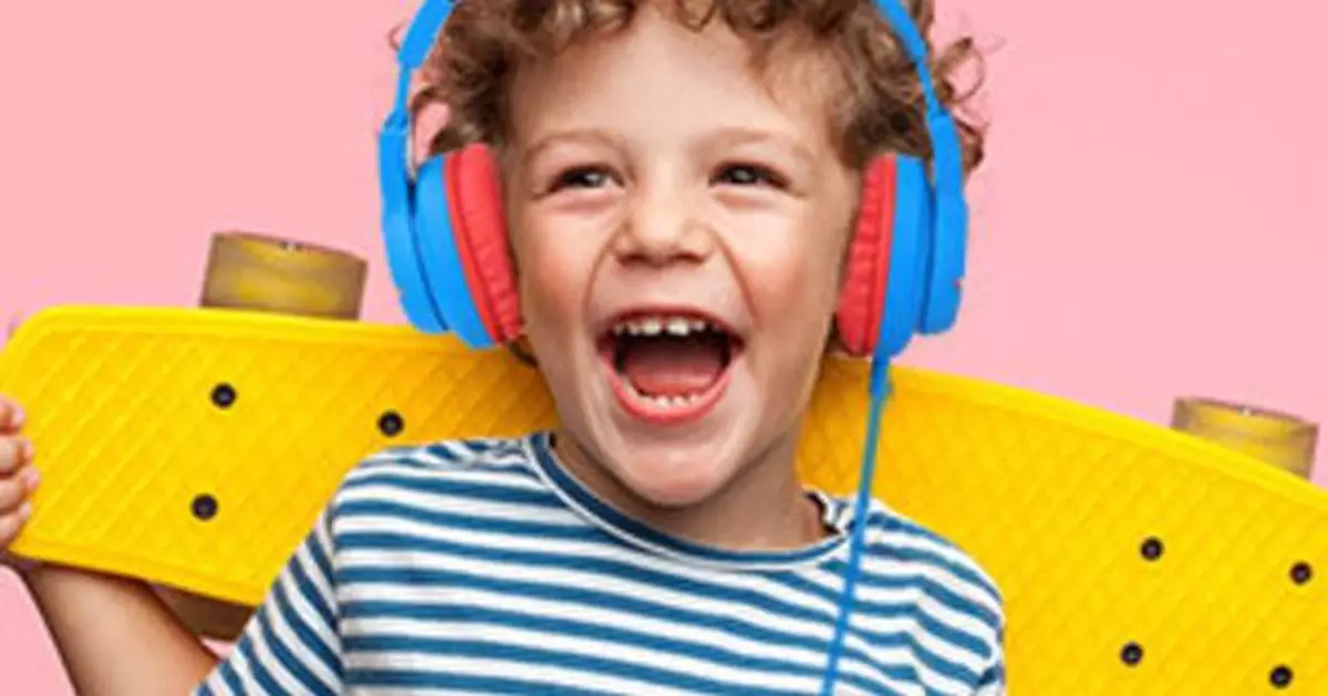 Trusted by Millions, iClever Makes HS19 a Back-to-School Essential for Safety, Comfort, and Durability