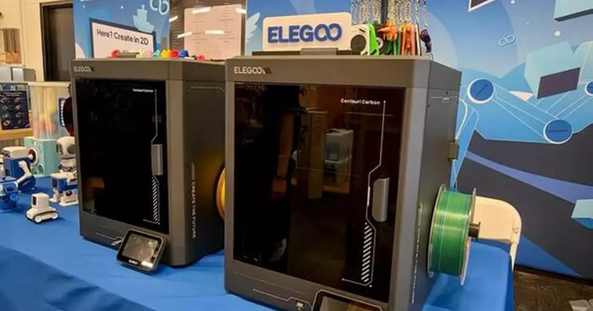 Open Sauce's Eye-catching Creations? Meet Elegoo's AI Robots, Glowing Cosplay Wings, and More, All 3D Printed