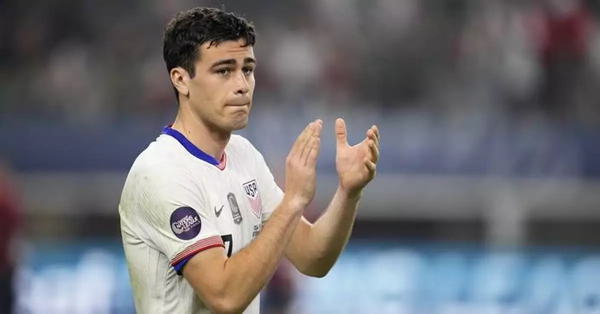 American midfielder Gio Reyna leaves Borussia Dortmund for Gladbach