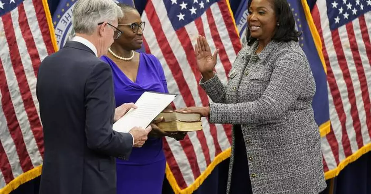 What to know about Lisa Cook, the Fed Governor who Trump says he's firing