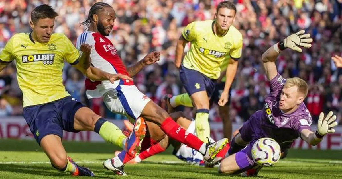 Newcastle signs England goalkeeper Ramsdale on season-long loan from Southampton