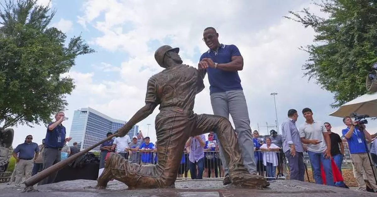 Adrian Beltré now has a statue in Arlington to go with his Hall of Fame bust in Cooperstown