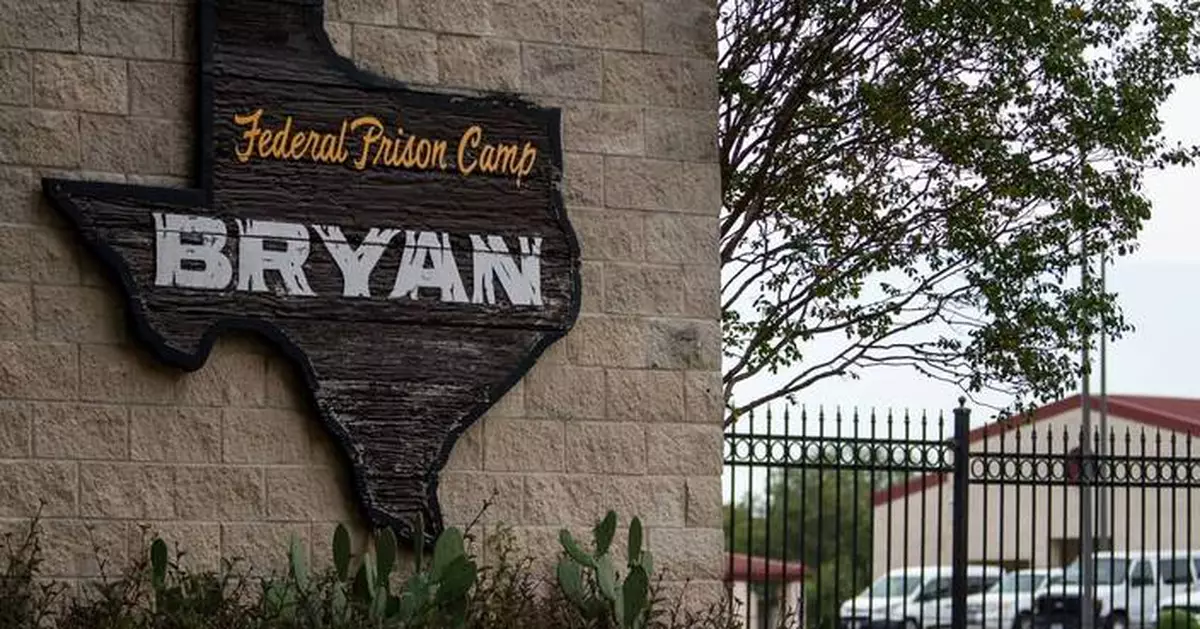 Jeffrey Epstein's former girlfriend, Ghislaine Maxwell, is transferred to a prison camp in Texas