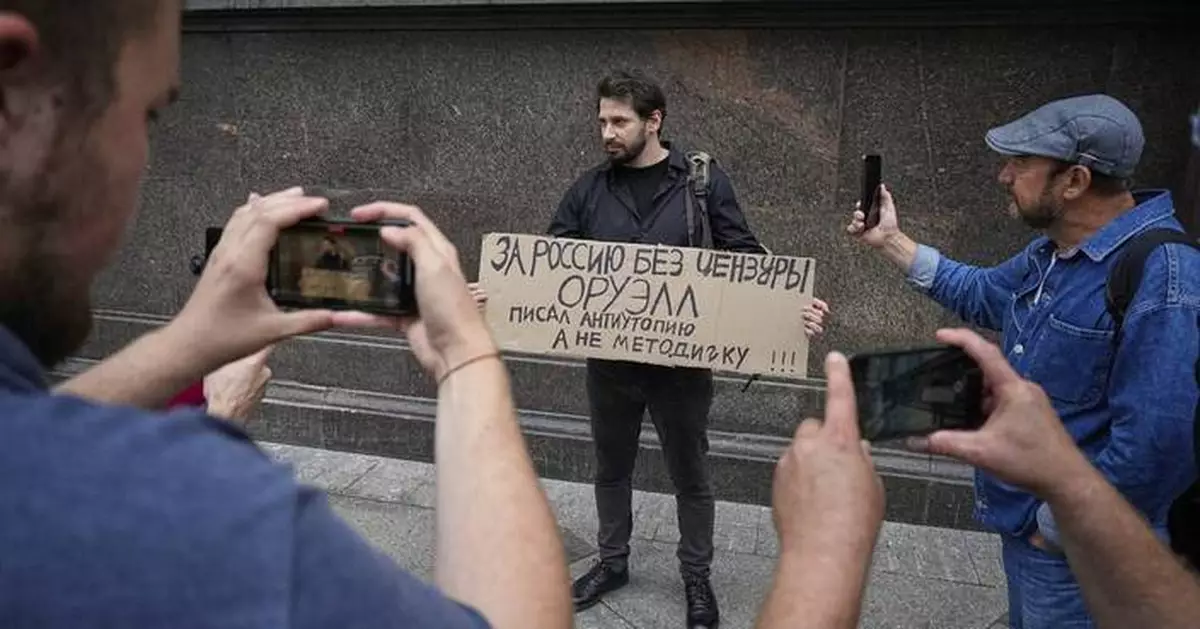 Going online in Russia can be frustrating, complicated and even dangerous