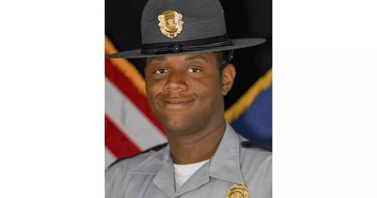 South Carolina trooper dies days after being hit by a truck on an interstate