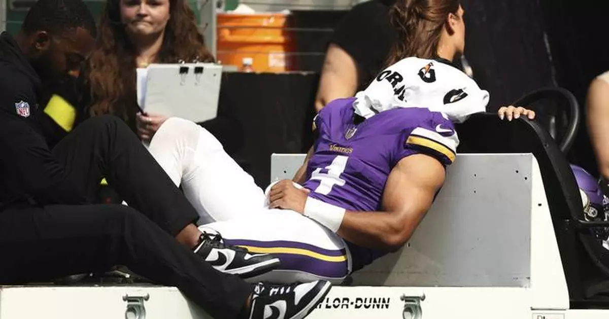 Rondale Moore's comeback bid with Vikings ends painfully with season-ending knee injury