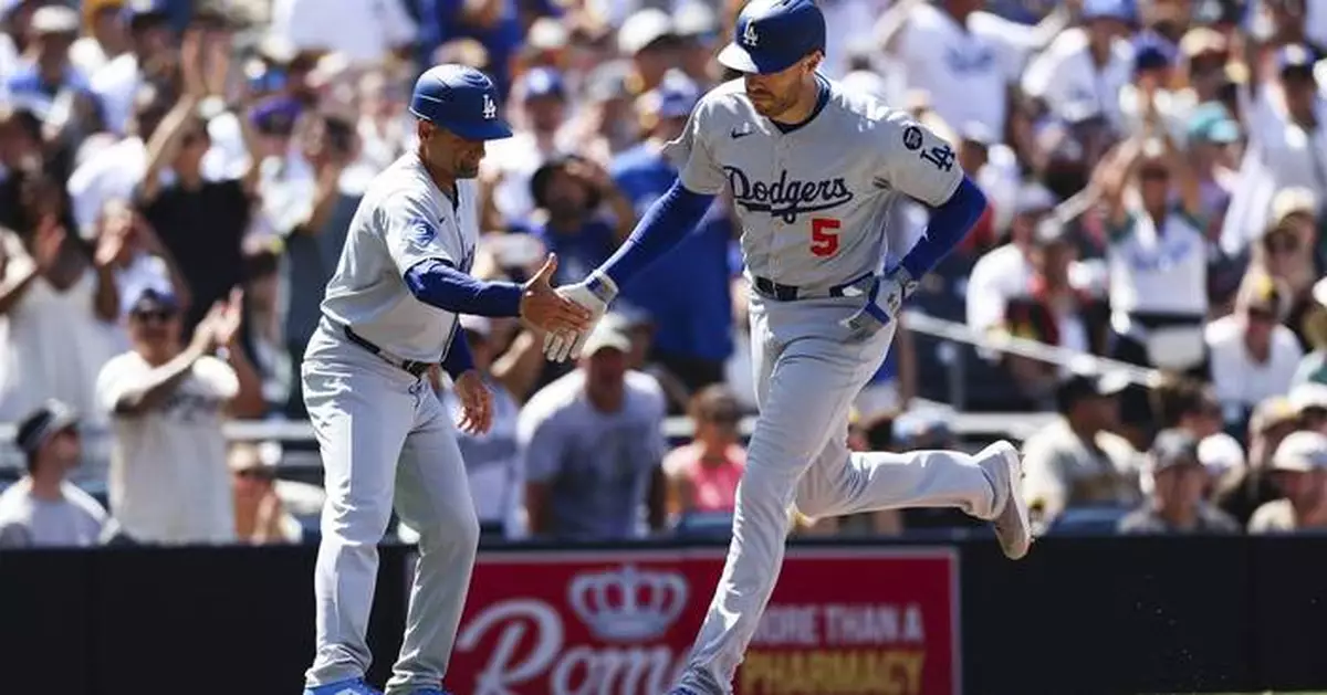 Dodgers' Freddie Freeman sidelined by recurring neck nerve issue