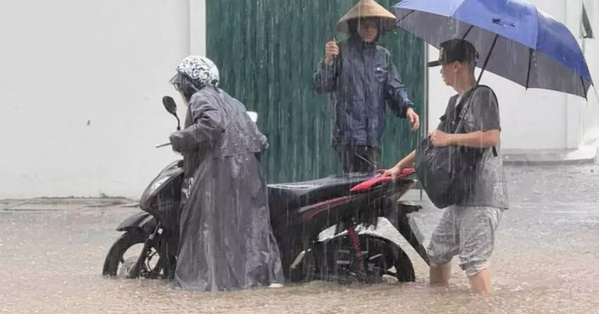 Tropical storm leaves 4 dead in Vietnam and brings heavy rain to the region