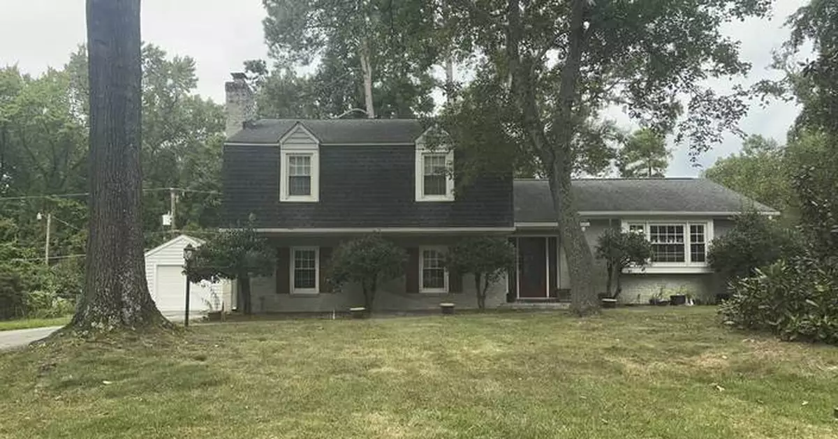 Mystery surrounds $1.2 billion Army contract to build huge detention tent camp in Texas desert