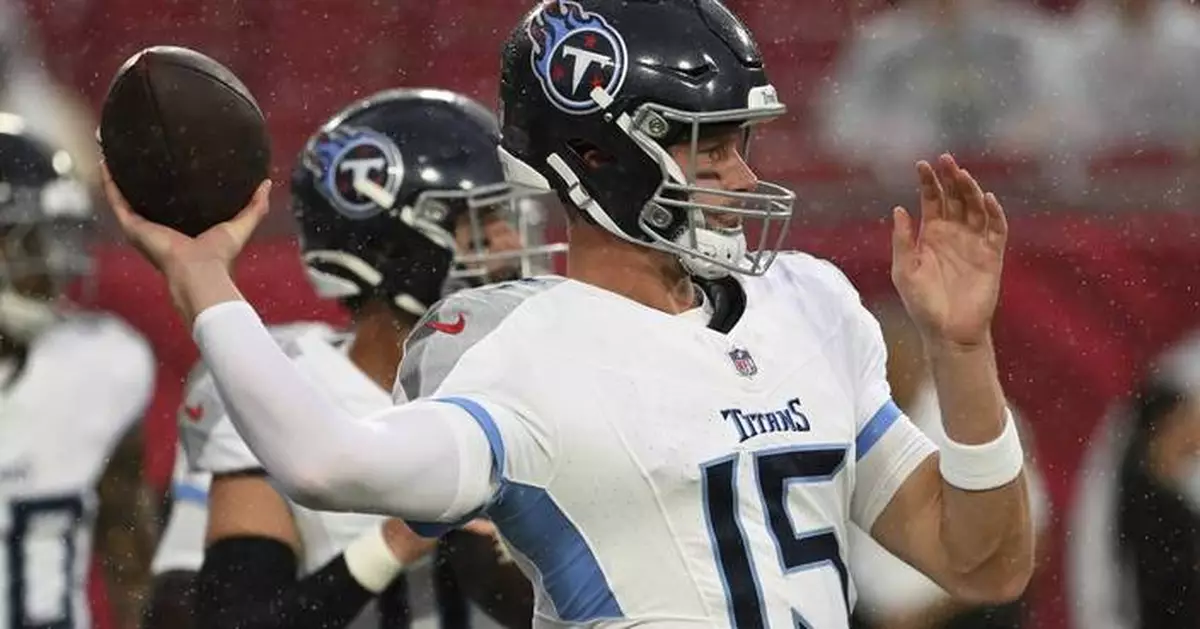Titans switch out quarterbacks with Trevor Siemian back and Tim Boyle gone