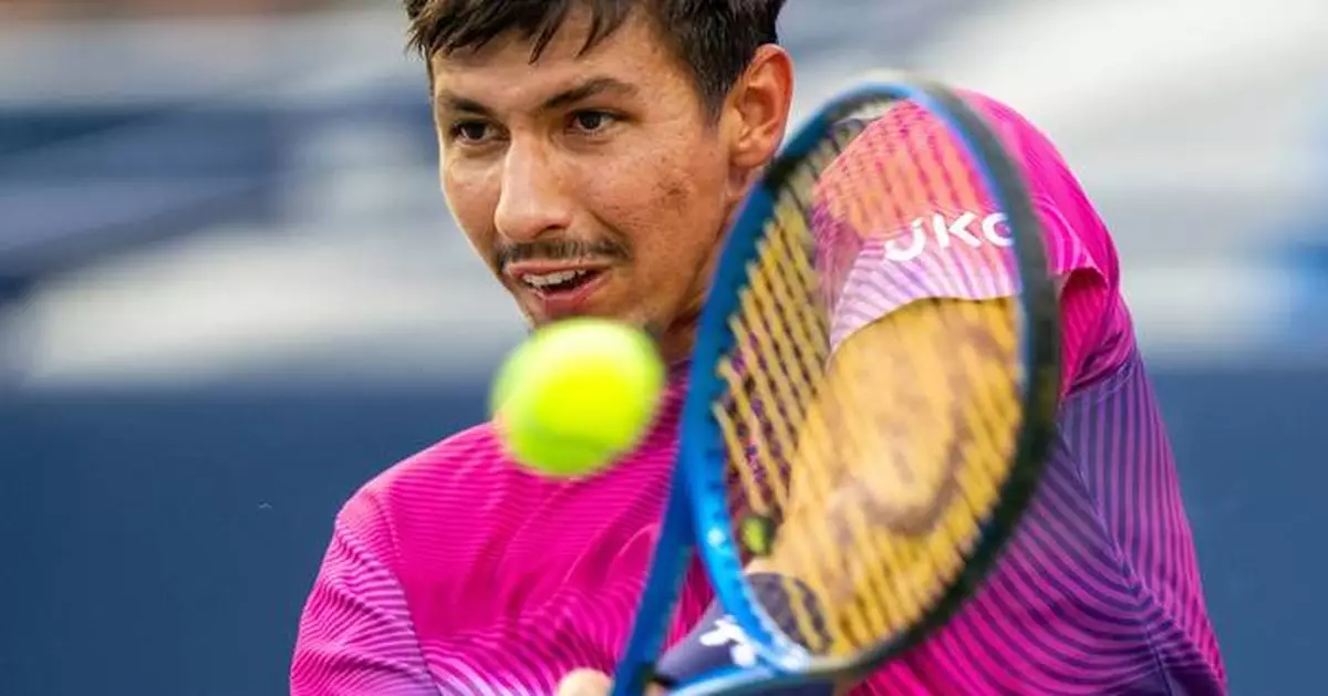 Top-seeded Alexander Zverev advances to National Bank Open quarterfinals