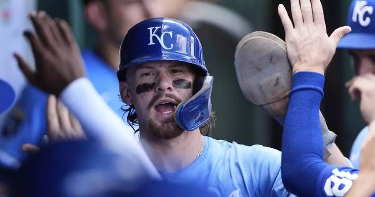 Vinnie Pasquantino's homer in 4th straight game helps lift Royals over Rangers 6-4