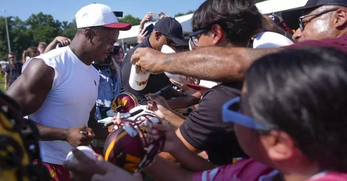 Dan Quinn says he's glad Terry McLaurin remains a presence at Commanders camp amid contract dispute