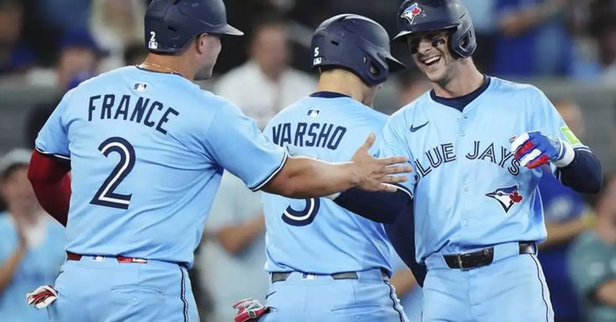 Clement and Varsho homer as the Blue Jays reach 70 wins with a 5-1 victory over the Cubs
